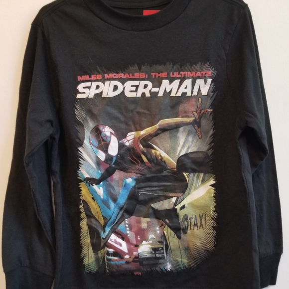 Boys Marvel Spider man long sleeve Tshirt, black with photo print. - Picture 2 of 4